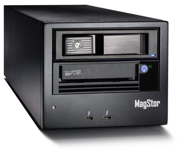 The MagStor TRB3-HL7 features an LTO7 tape drive with a 3.5" SATA HDD connected via a Thunderbolt™ 3 / USB-C port